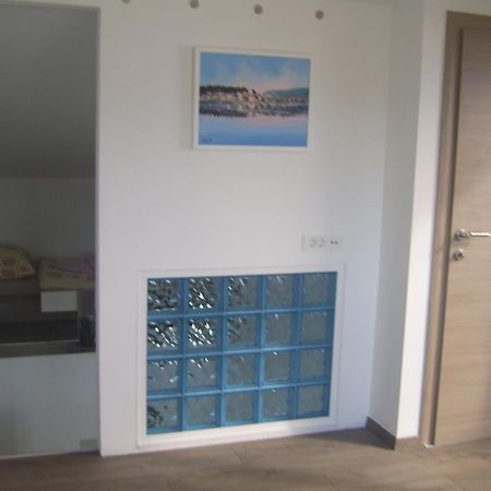 Apartments Villa Erik Рогозница Стая снимка